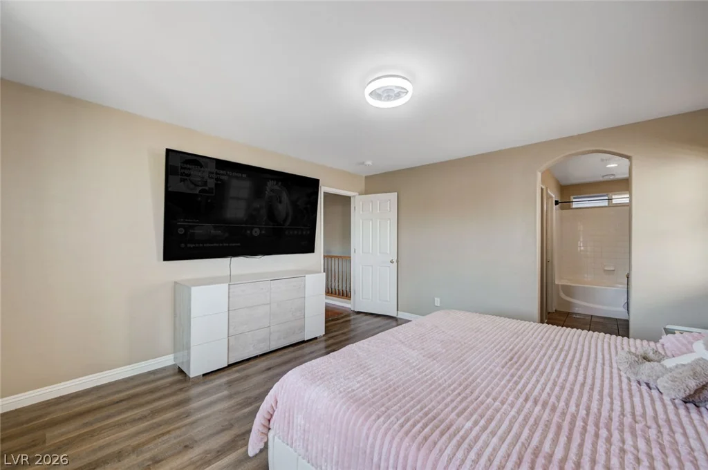 8700 Gateway Glen, Las Vegas, NV 89178