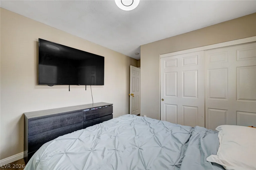 8700 Gateway Glen, Las Vegas, NV 89178