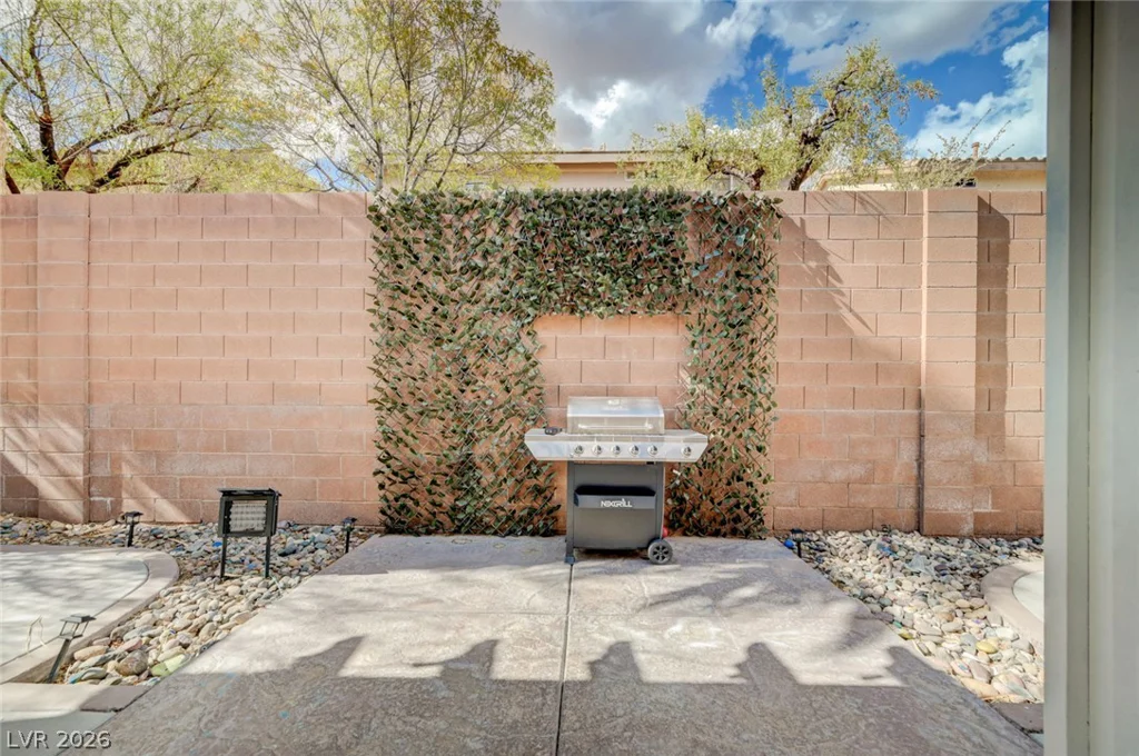 8700 Gateway Glen, Las Vegas, NV 89178