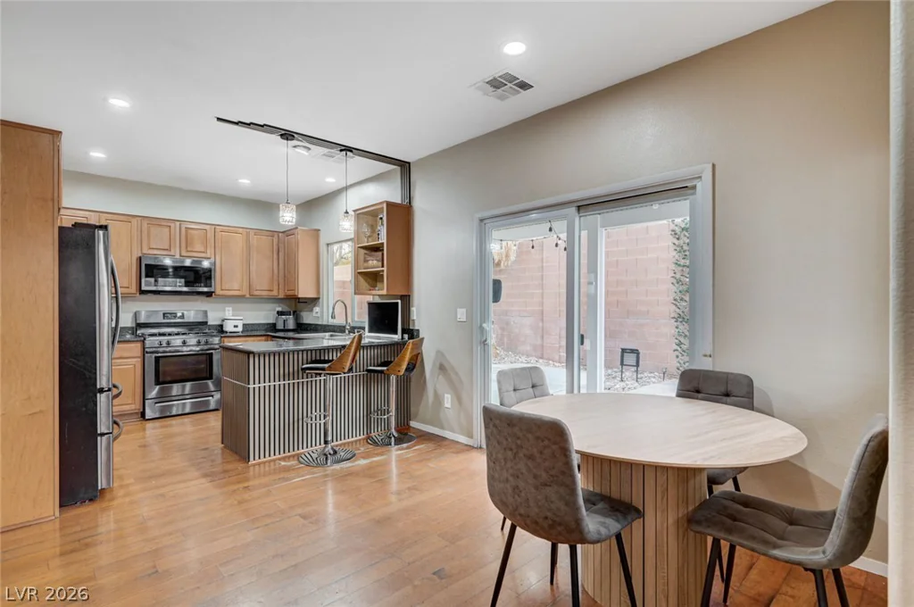 8700 Gateway Glen, Las Vegas, NV 89178
