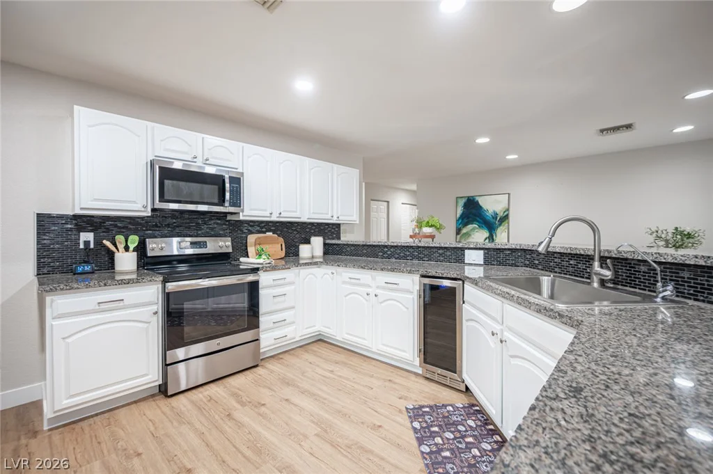 5240 Monroe, Las Vegas, NV 89110