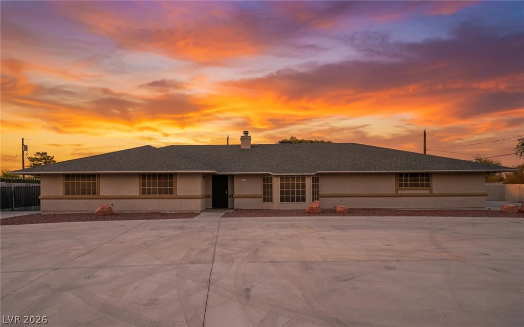 5240 Monroe, Las Vegas, NV 89110