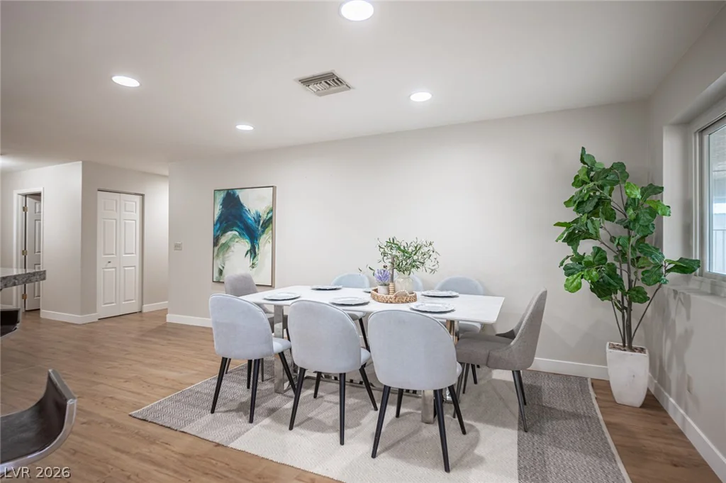 5240 Monroe, Las Vegas, NV 89110