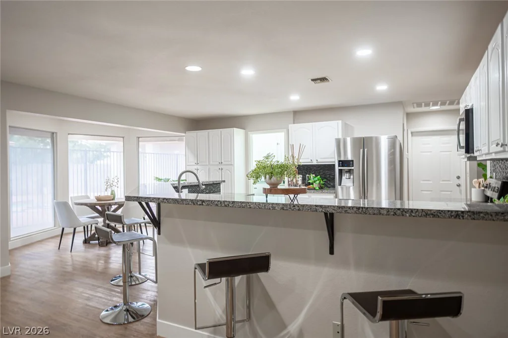 5240 Monroe, Las Vegas, NV 89110
