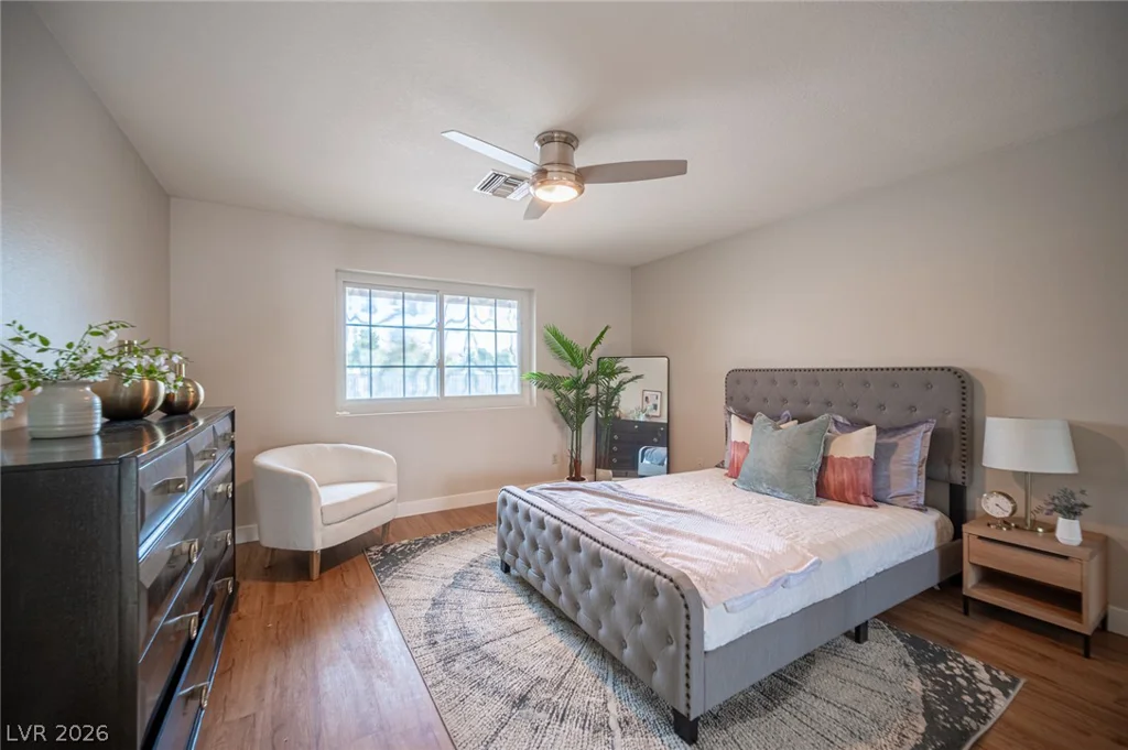 5240 Monroe, Las Vegas, NV 89110