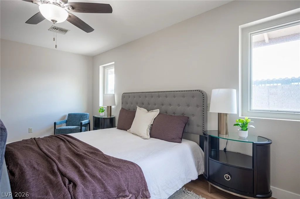 5240 Monroe, Las Vegas, NV 89110