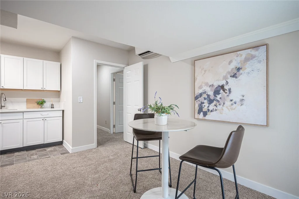 5240 Monroe, Las Vegas, NV 89110