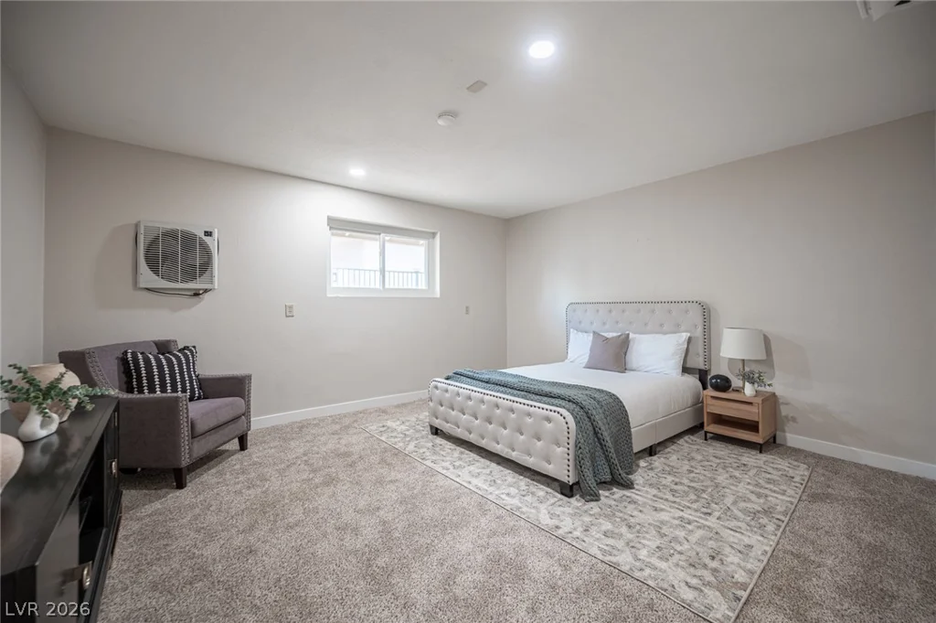 5240 Monroe, Las Vegas, NV 89110