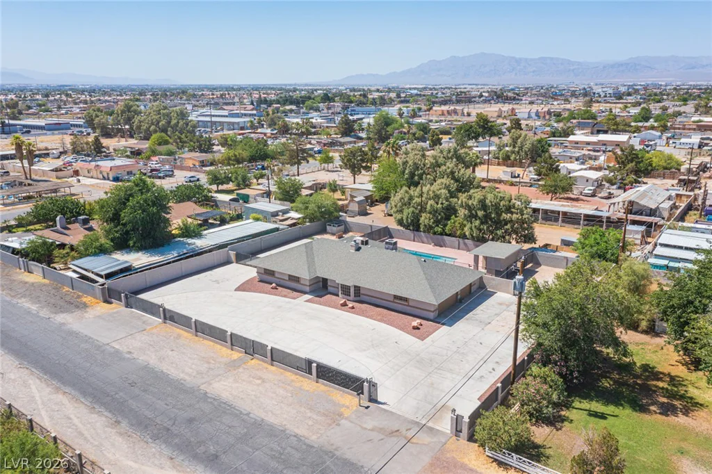 5240 Monroe, Las Vegas, NV 89110