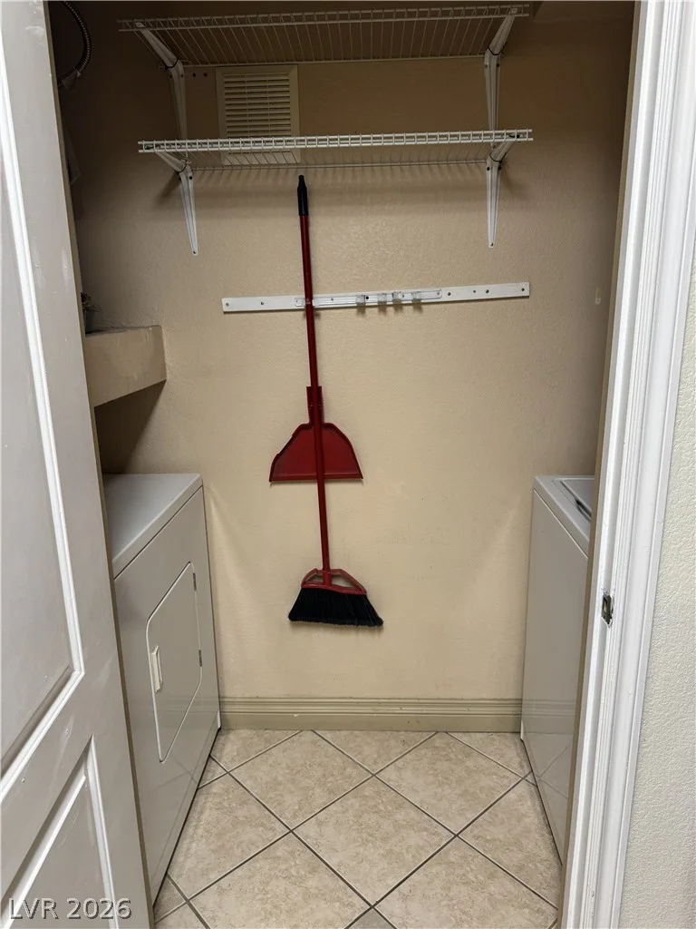 1150 Buffalo, Las Vegas, NV 89128