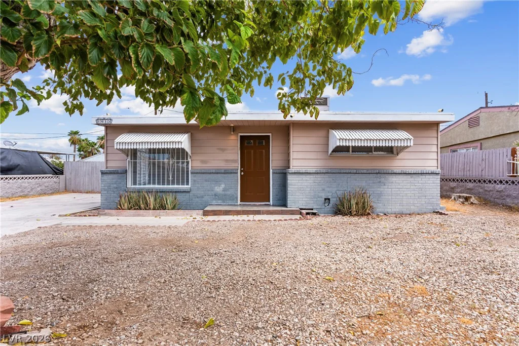 1615 Eastwood, Las Vegas, NV 89104