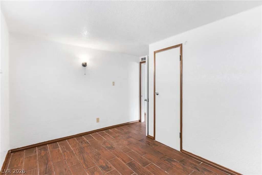 1615 Eastwood, Las Vegas, NV 89104