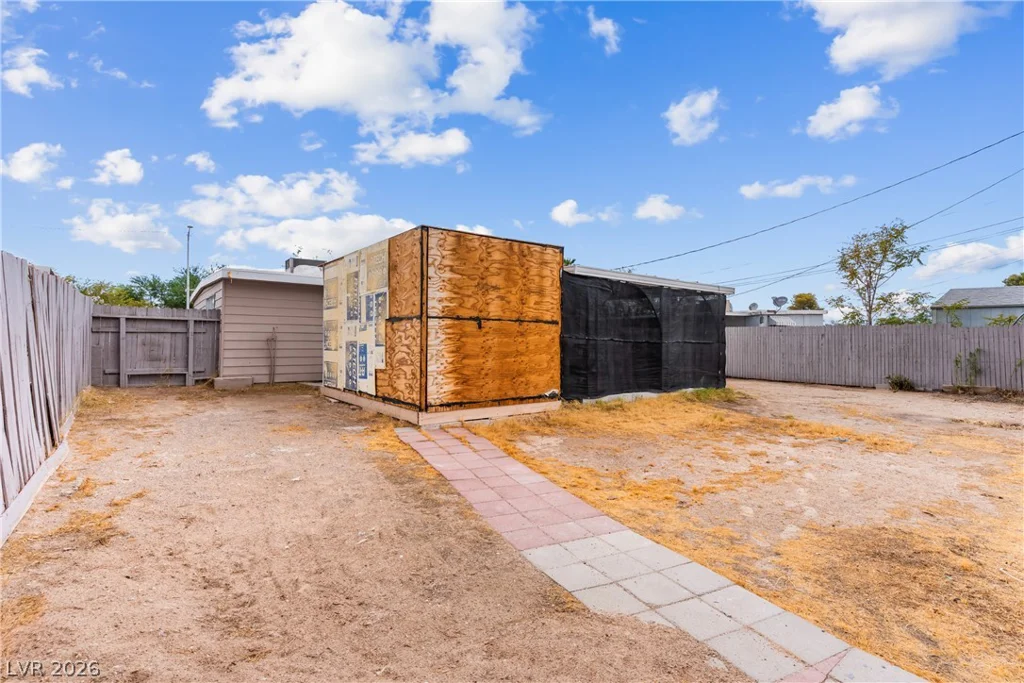 1615 Eastwood, Las Vegas, NV 89104