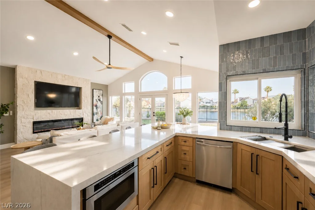 2972 Sun Lake, Las Vegas, NV 89128