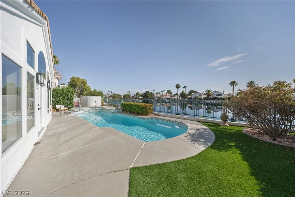 2972 Sun Lake, Las Vegas, NV 89128
