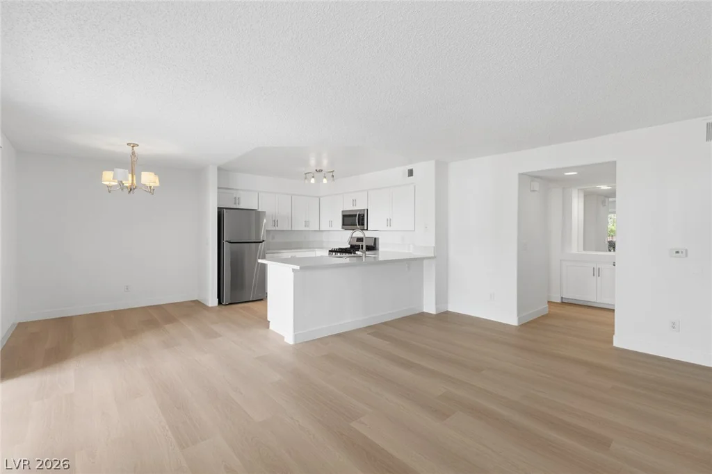 7901 Ryandale, Las Vegas, NV 89145