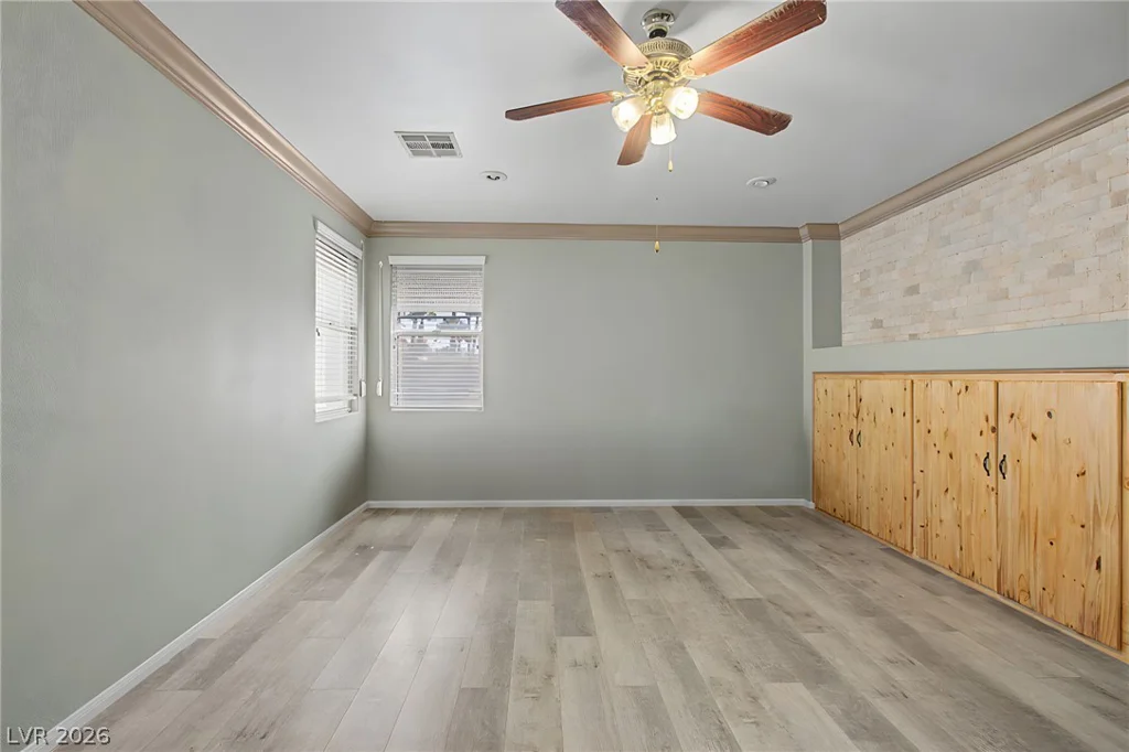 5536 Green Ferry, Las Vegas, NV 89131