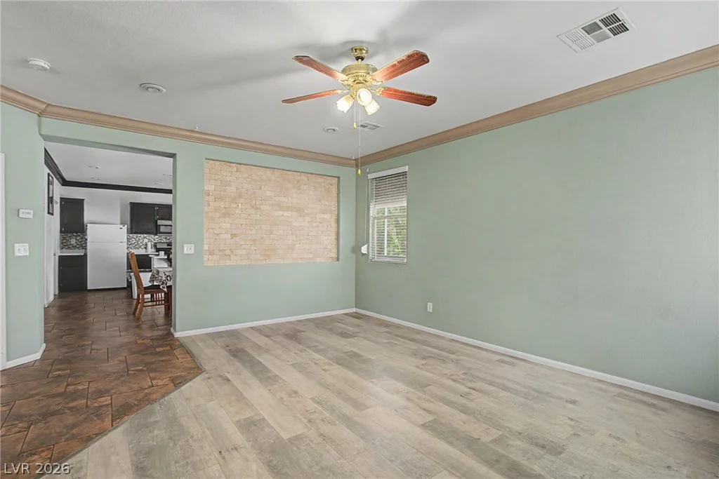 5536 Green Ferry, Las Vegas, NV 89131