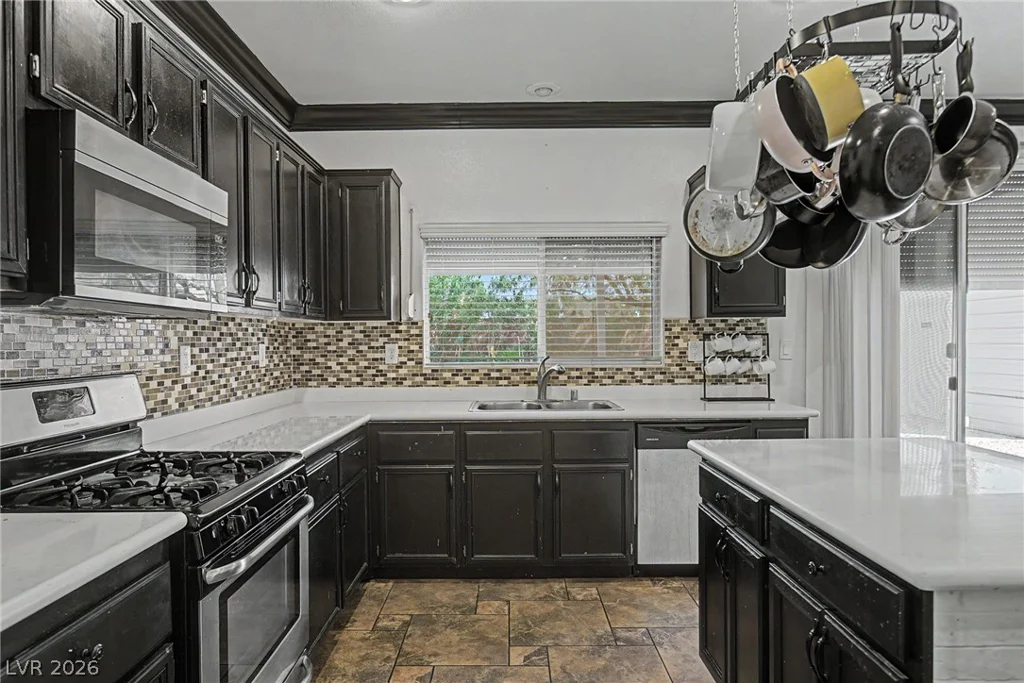 5536 Green Ferry, Las Vegas, NV 89131