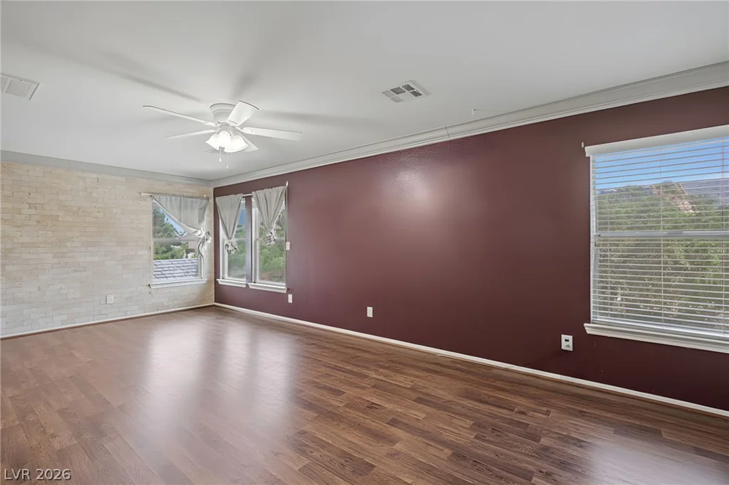 5536 Green Ferry, Las Vegas, NV 89131