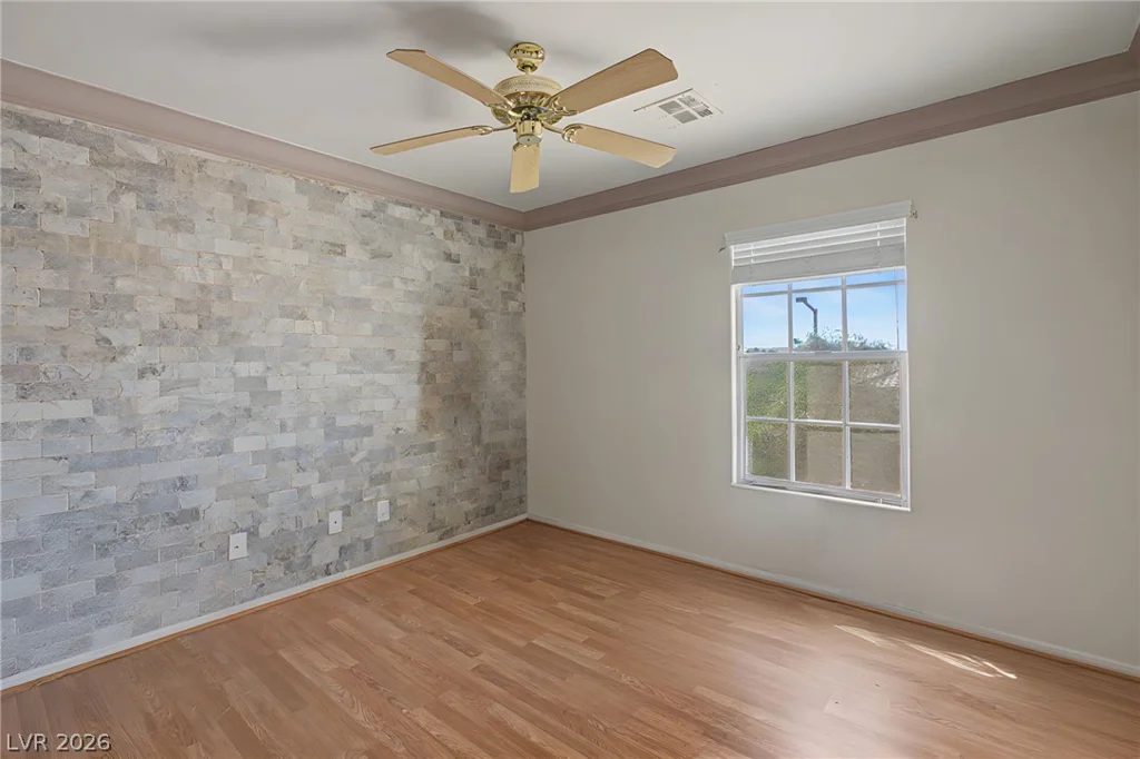 5536 Green Ferry, Las Vegas, NV 89131