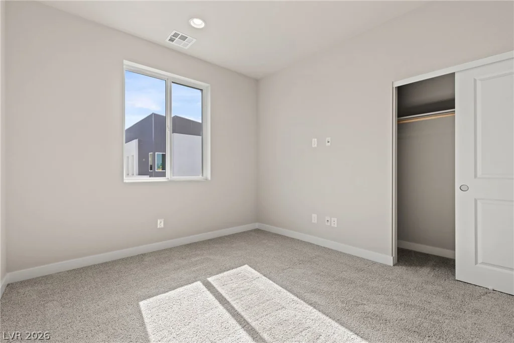 8629 Ensworth, Las Vegas, NV 89123