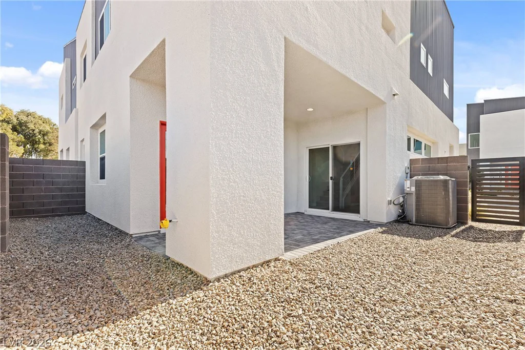 8629 Ensworth, Las Vegas, NV 89123
