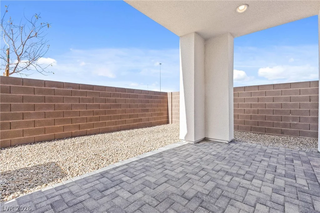 8629 Ensworth, Las Vegas, NV 89123