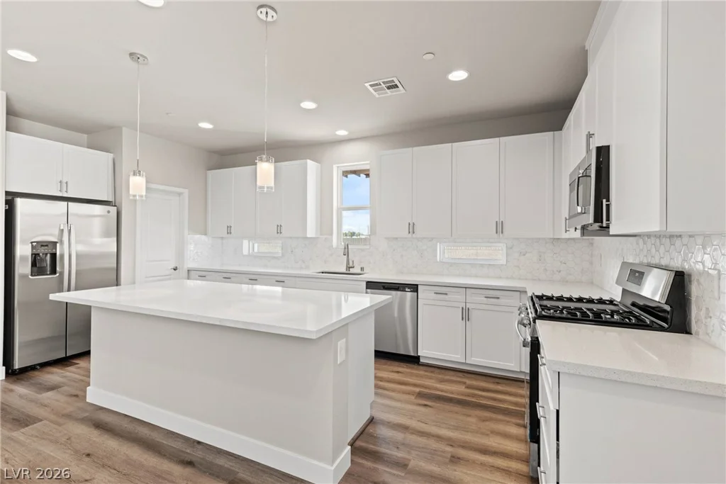 8629 Ensworth, Las Vegas, NV 89123