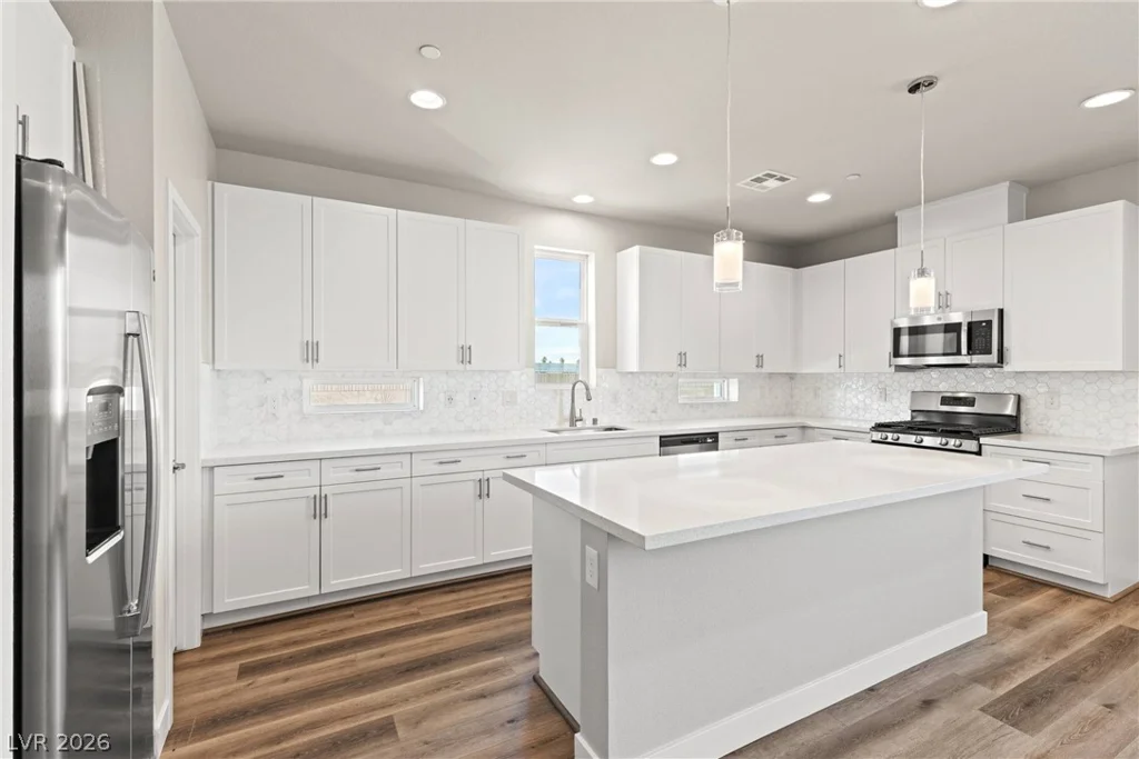 8629 Ensworth, Las Vegas, NV 89123