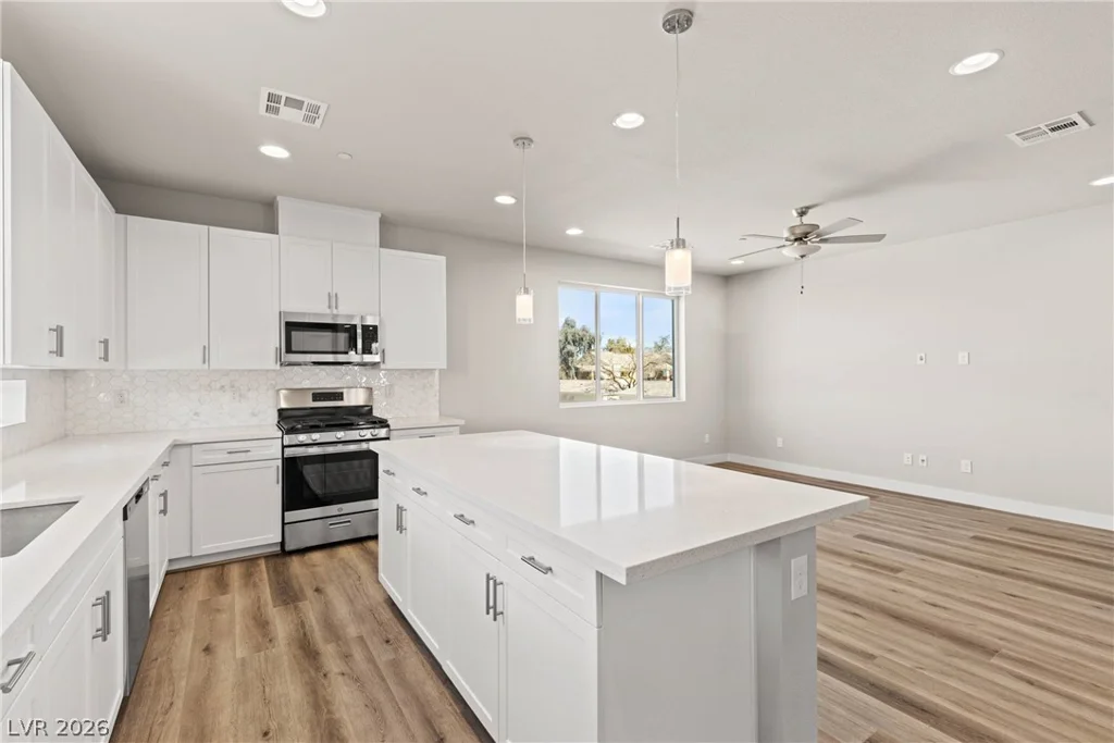 8629 Ensworth, Las Vegas, NV 89123