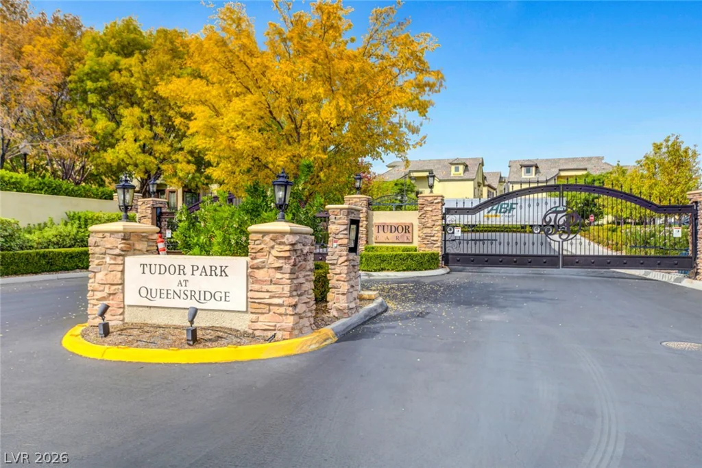 9213 Tudor Park, Las Vegas, NV 89145