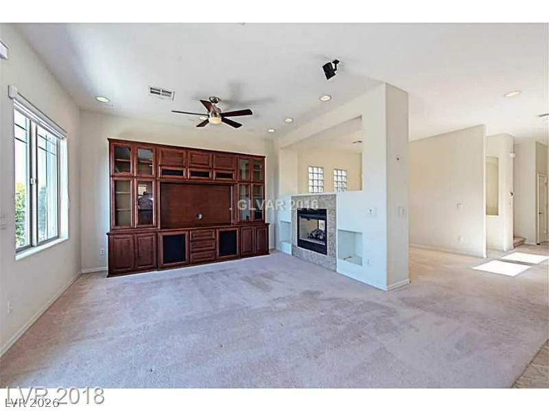 9213 Tudor Park, Las Vegas, NV 89145