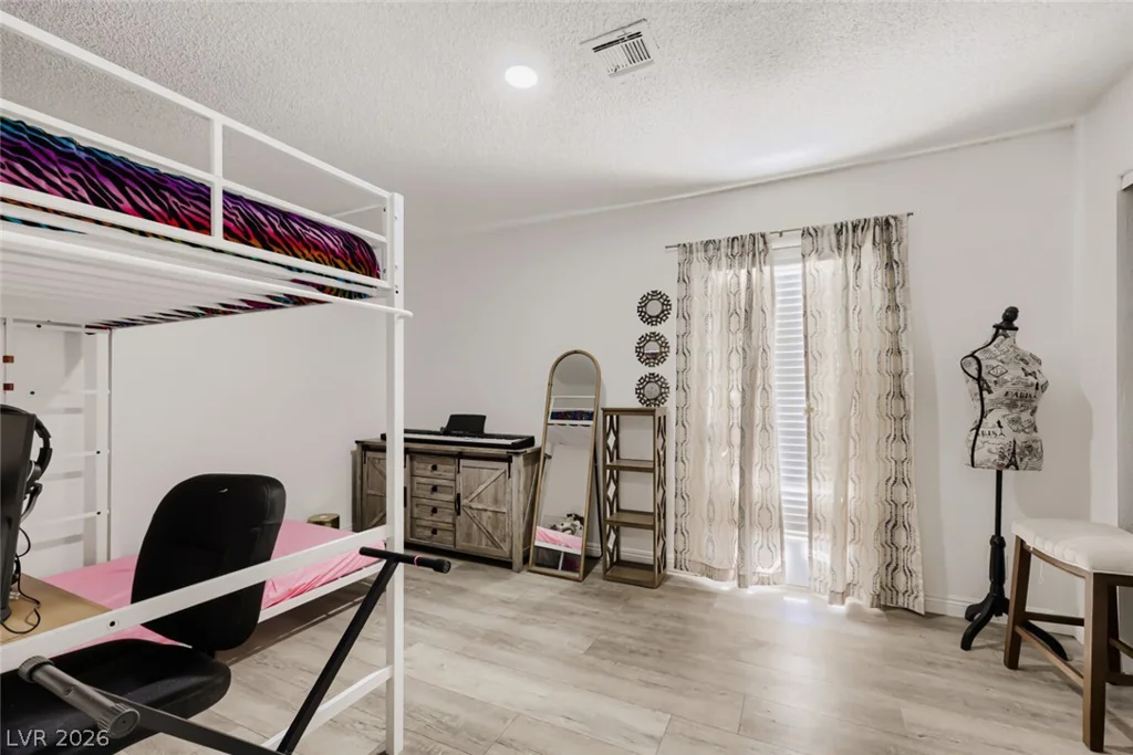 7066 Burcot, Las Vegas, NV 89156
