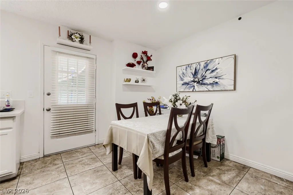 7066 Burcot, Las Vegas, NV 89156