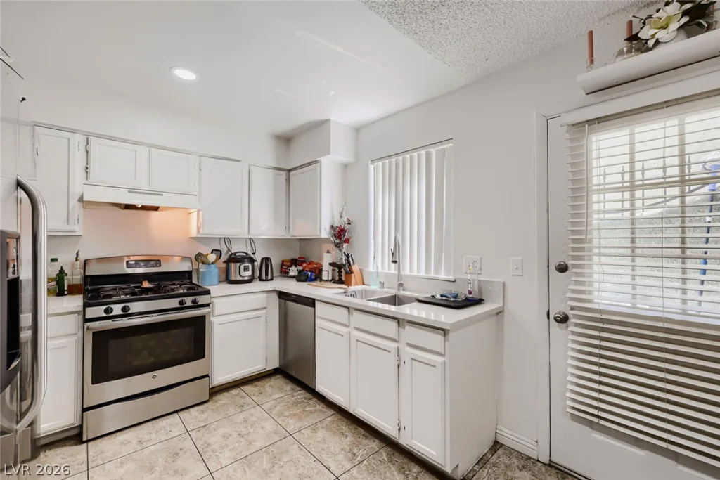 7066 Burcot, Las Vegas, NV 89156