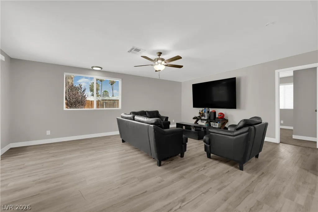 2506 Winterwood, Las Vegas, NV 89142