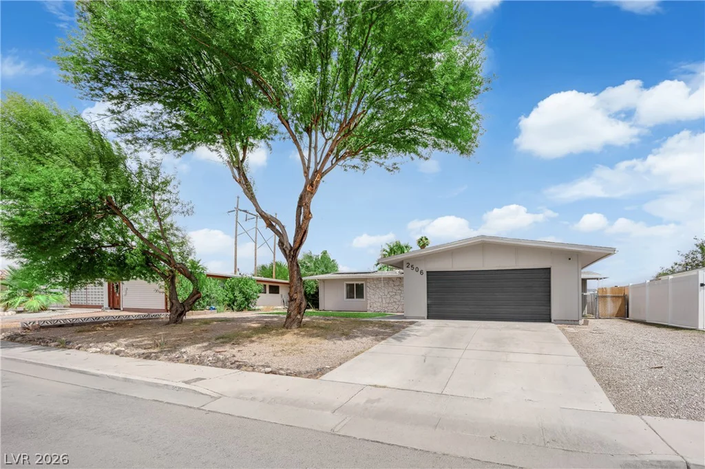 2506 Winterwood, Las Vegas, NV 89142