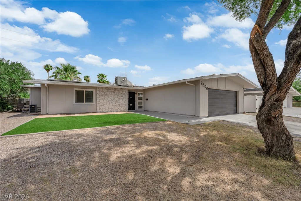 2506 Winterwood, Las Vegas, NV 89142