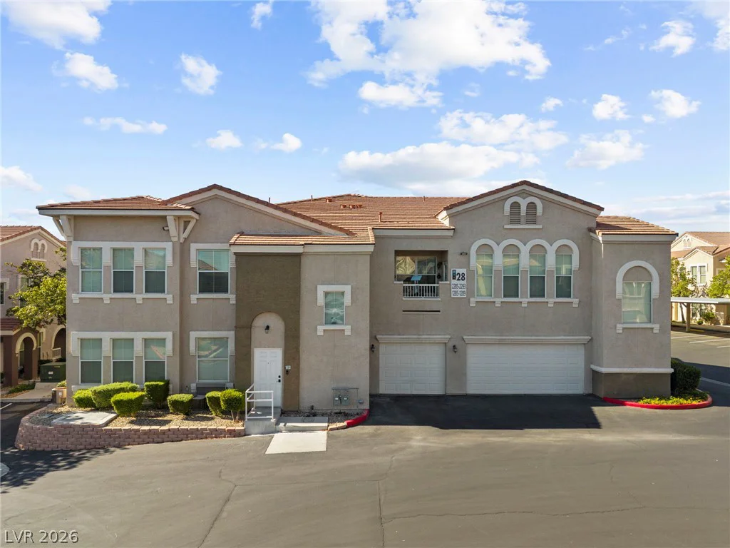 10001 Peace, Las Vegas, NV 89147