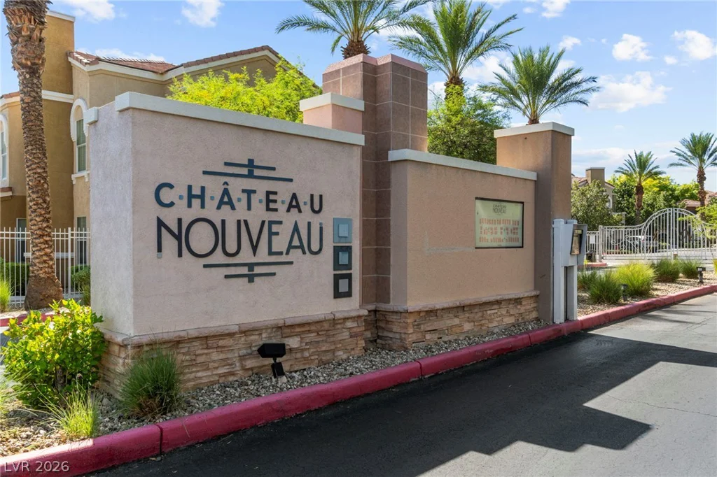 10001 Peace, Las Vegas, NV 89147
