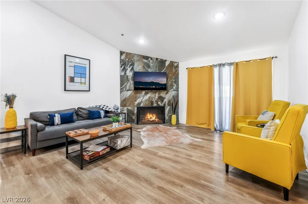 4200 Valley View, Las Vegas, NV 89103