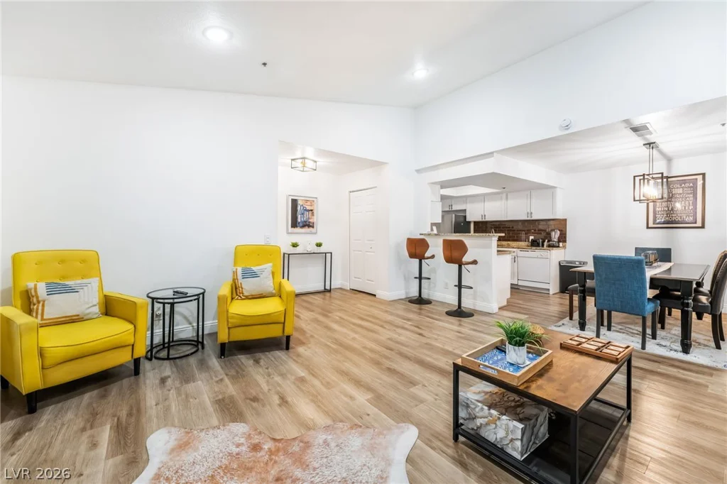 4200 Valley View, Las Vegas, NV 89103