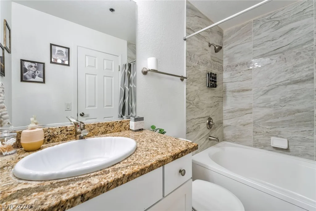 4200 Valley View, Las Vegas, NV 89103