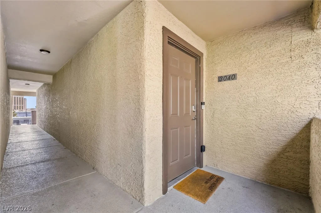 4200 Valley View, Las Vegas, NV 89103