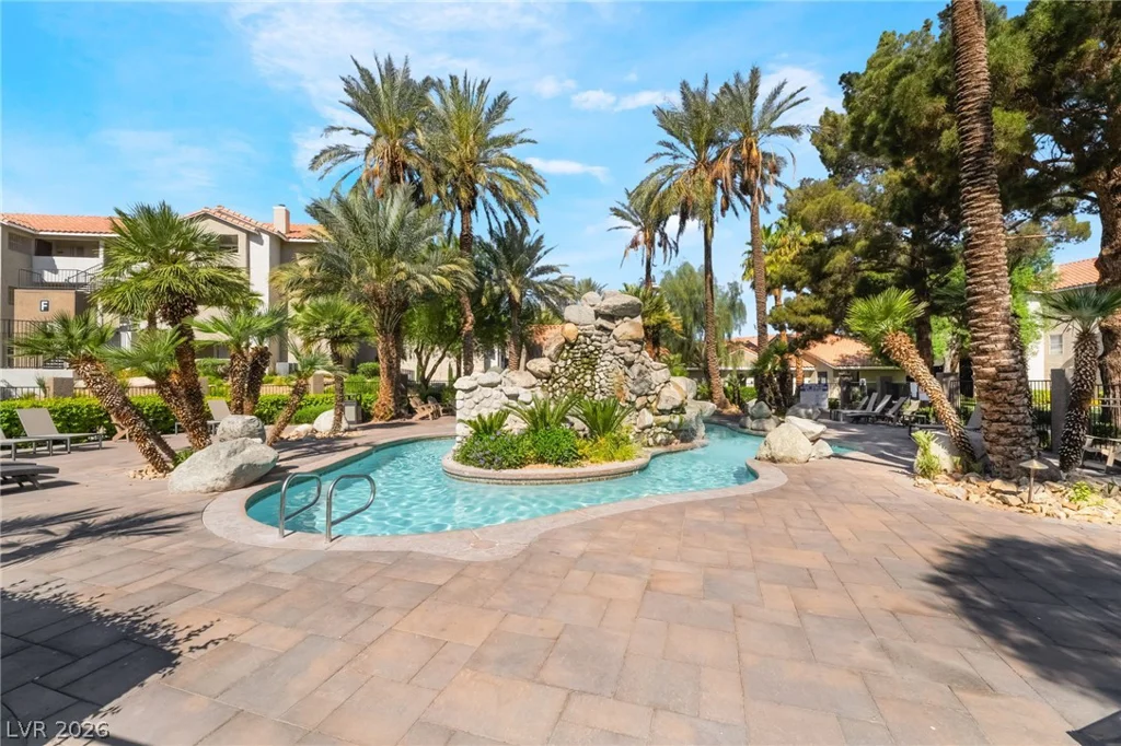 4200 Valley View, Las Vegas, NV 89103