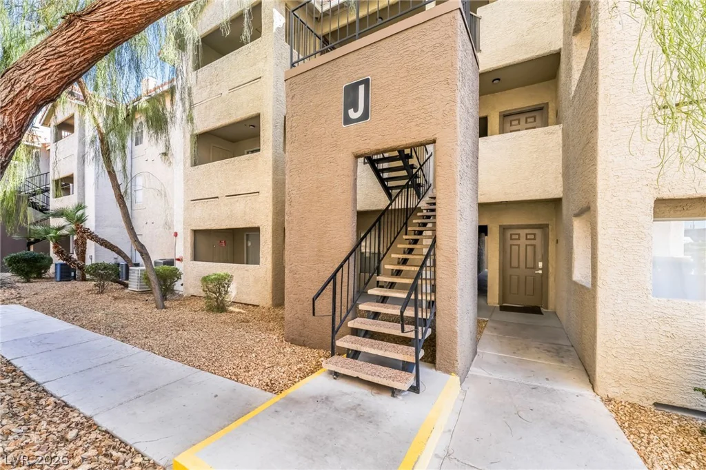 4200 Valley View, Las Vegas, NV 89103