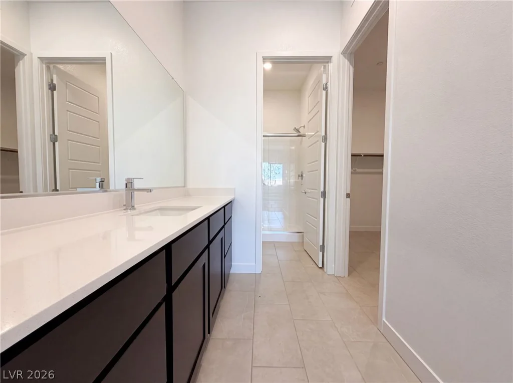 8219 Gusty Brook, Las Vegas, NV 89113