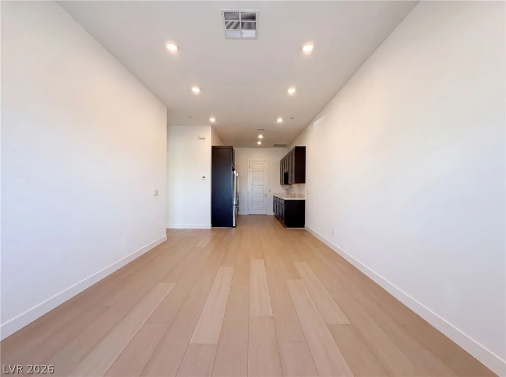 8219 Gusty Brook, Las Vegas, NV 89113