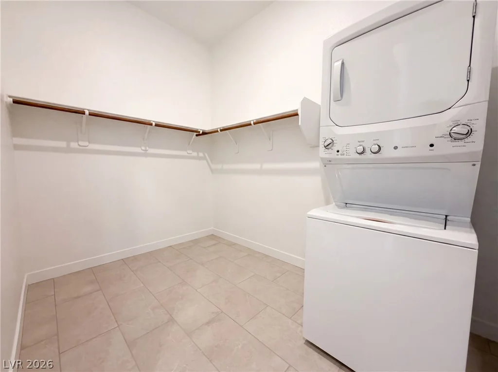 8219 Gusty Brook, Las Vegas, NV 89113